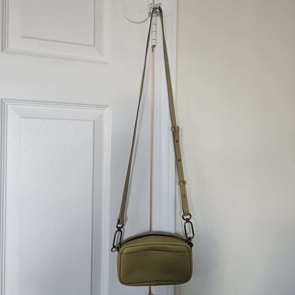 Crossbody bag